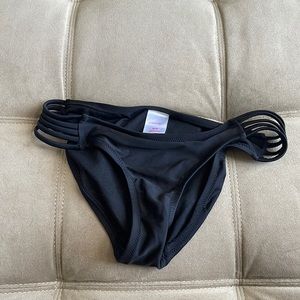 Xhilaration Bikini Bottom with String Detailing – Size M